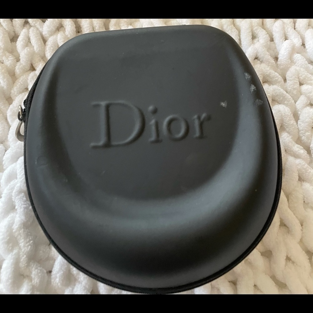 Exclusive Dior sunnies - Picture 7 of 9